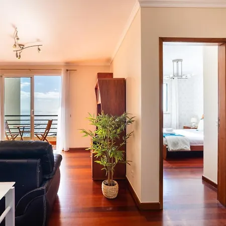 Guestready - Retreat With Balcony * Caniço